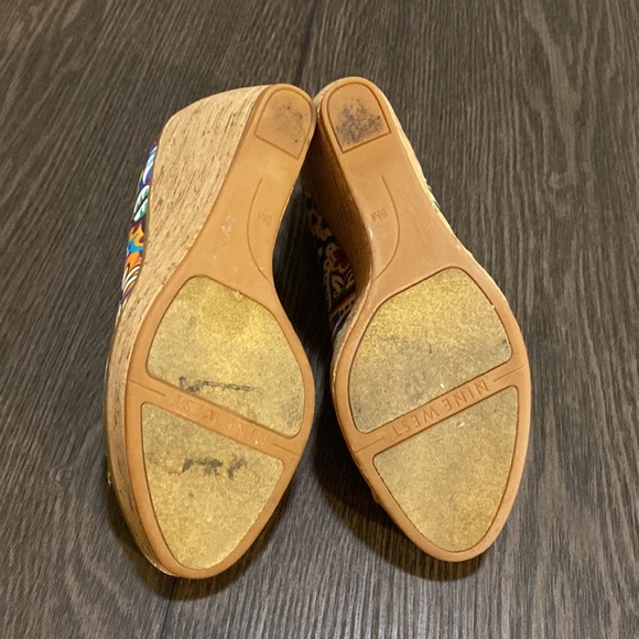 Nine West Wild Thing Cork Wedges. Bright Floral Paisley. Peep Toe. Size 8. - Picture 5 of 8